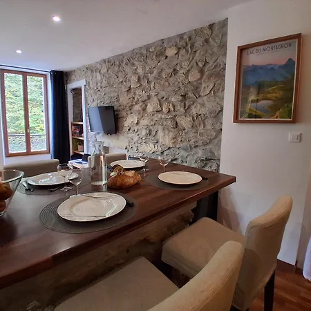 Appartamento De Charme, évasion En Vallée D'ossau, 6 Pers *